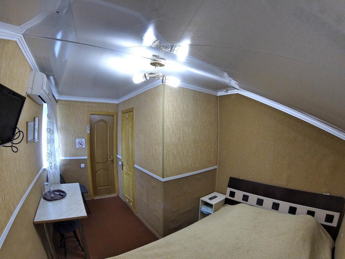 Hotel Katrin Vinnicja Kültér fotó