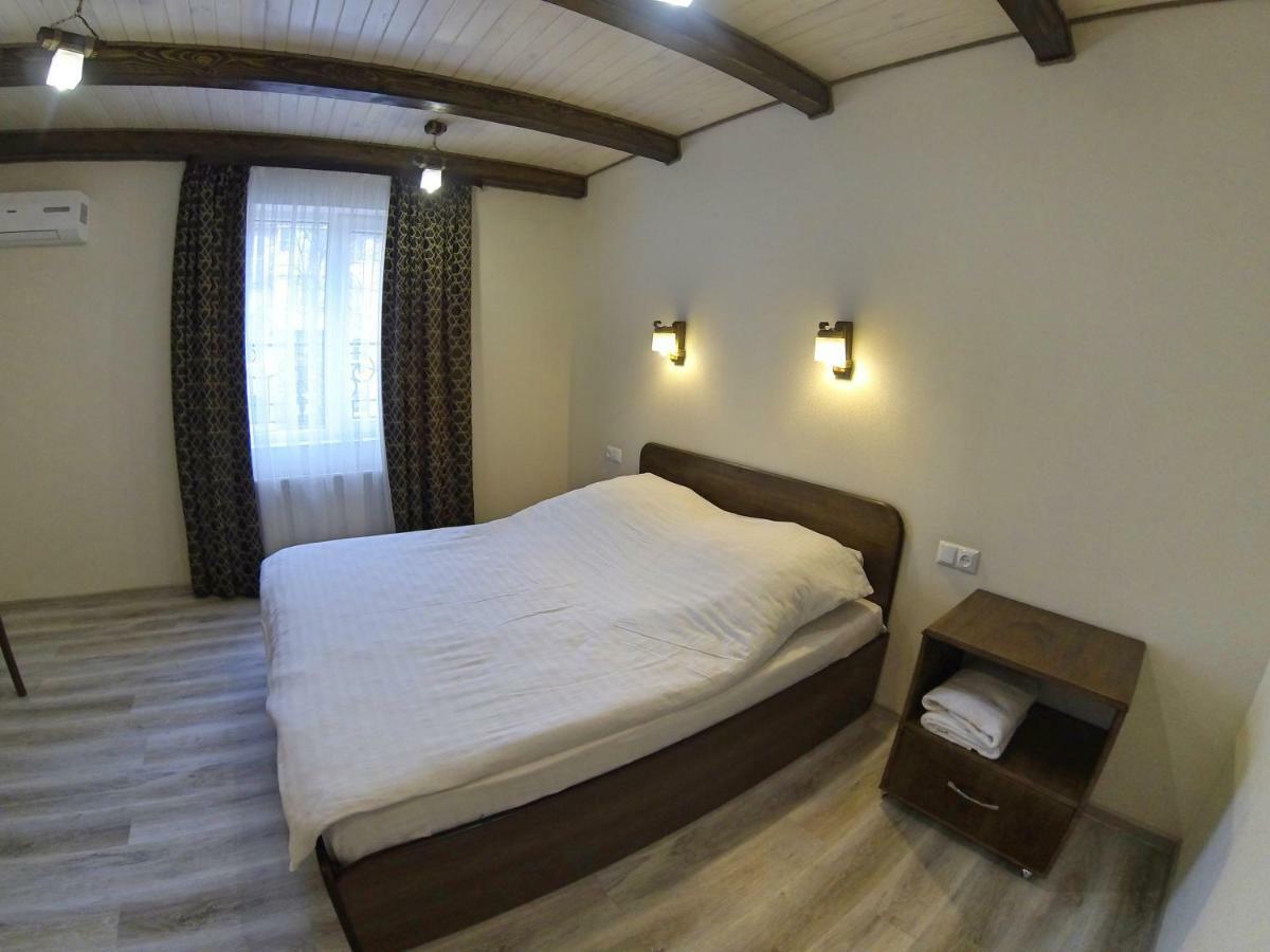 Hotel Katrin Vinnicja Kültér fotó